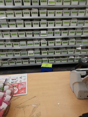 This Walgreens pharmacy, sucks!