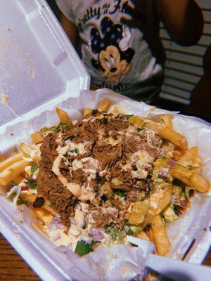 beef deluxe fries