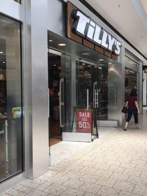 Tillys