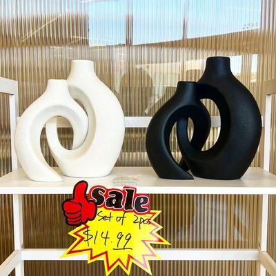 Black and White Vase $14.99