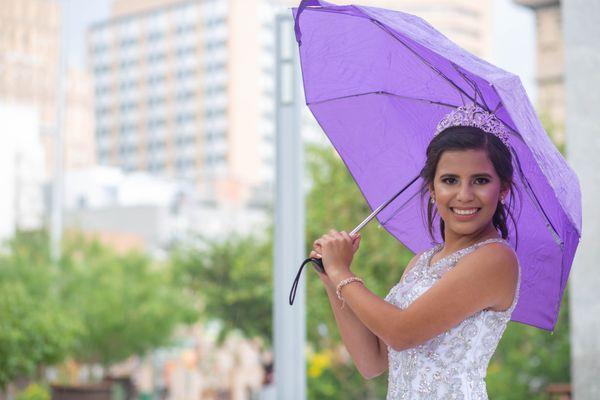 Quinceañera Photography in the rain