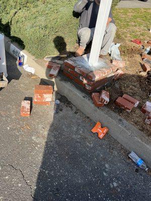 Brick mail box