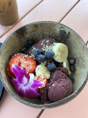 acai bowl