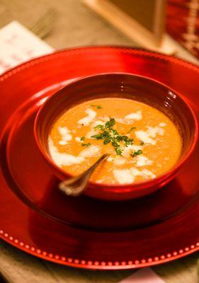 Roasted Cauliflower and Sweet Potato soup (vegan and gluten free)