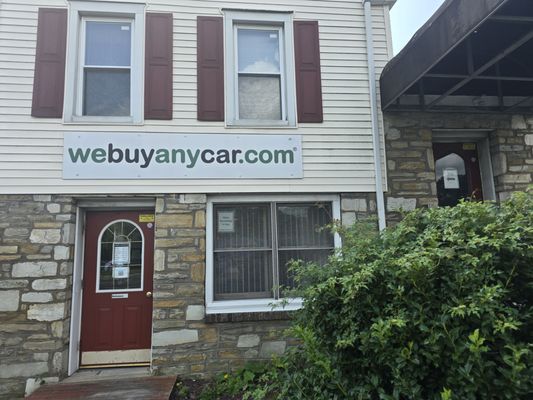 webuyanycar.com