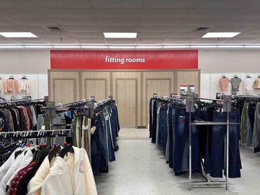 Ample amount of fitting rooms 1/9/2024