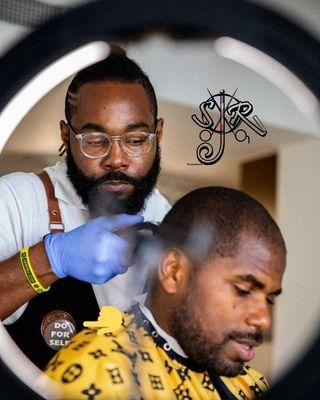 Make life easy by letting your barber come to you!!! Home, office, condo, wherever,  I can come to you!!!