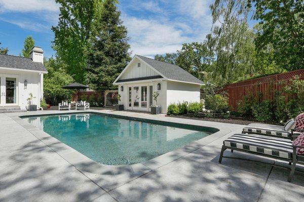 Sparkling pool in Trail neighborhood, Lafayette.