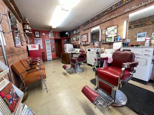 Art's Barber Shop