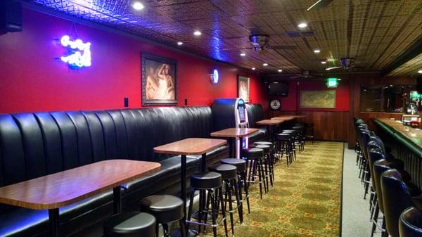 New paint carpet and ceiling. High backed  banquette seating