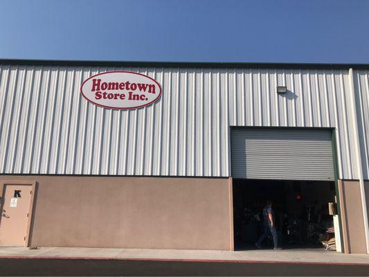 Hometown Store inc