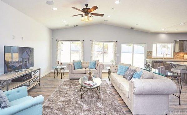 Living room Can lighting & Ceiling Fan