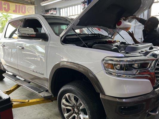 Full-Synthetic Oil Change on a 2021 Ram Longhorn