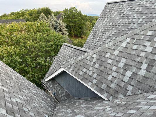 Tip Top Roofing and Siding