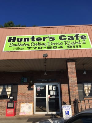 Hunter's cafe near Lake Jackson