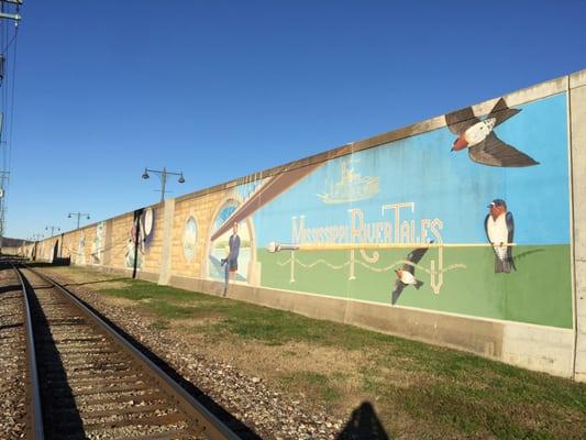 2016-01-01 15.12.16;  Missouri Wall Of Fame (Downtown Flood Wall), Cape Girardeau MO