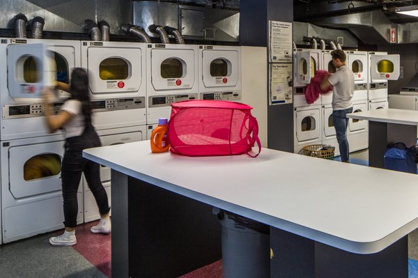 Laundry room on site. Click to learn more http://bit.ly/2ztUtIV