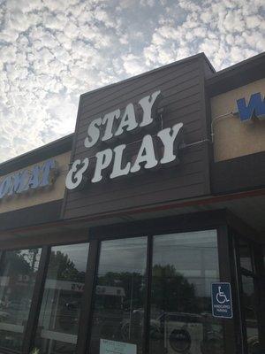 Stay And Play Laundromat