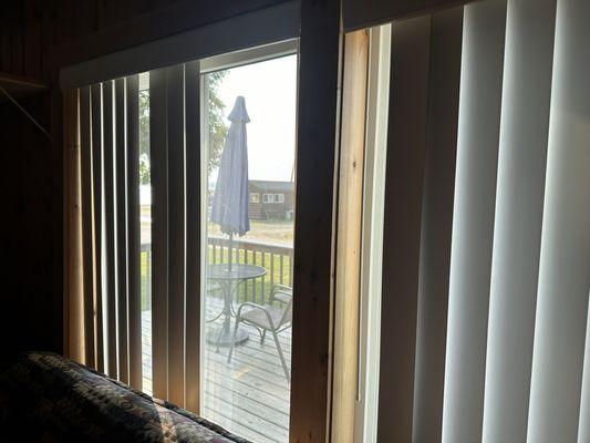 No privacy due to loss of blinds? Wow