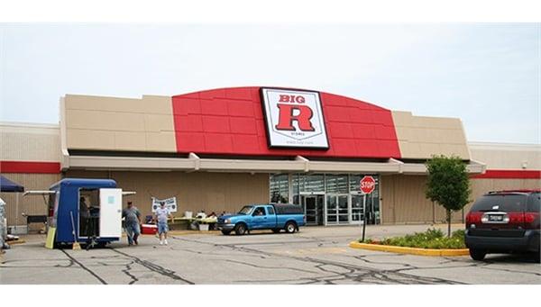 Big R Store in Washington, IL