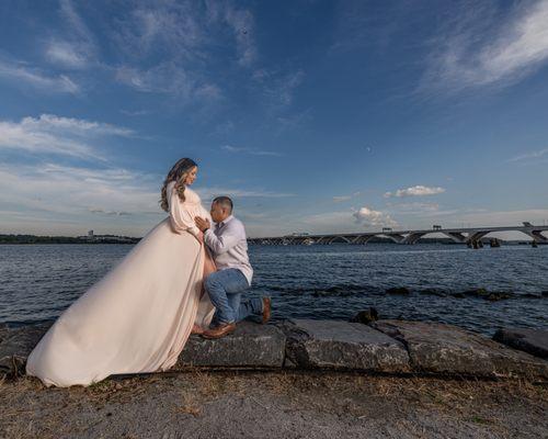 Color Maternity photo in Va