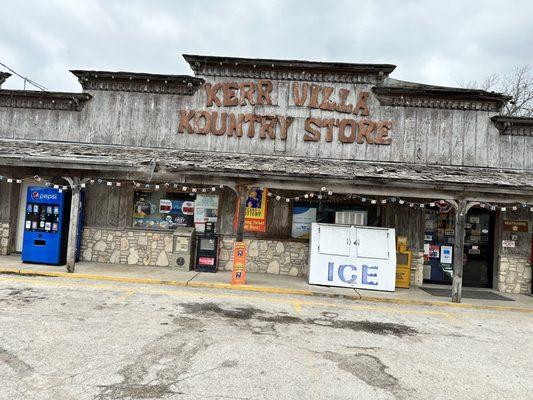 Kerr Villa Kountry Store