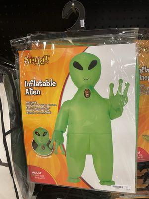 Cute alien costume!