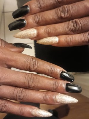 "Fresh"set by Kathy. How I go in the salon 4 a fill in and come out still needing one. Kathy is a shity nail tech wit shity customer service