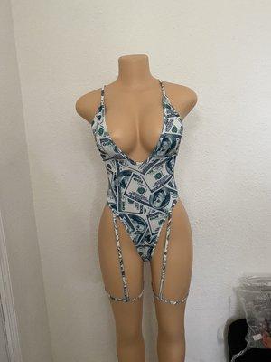 Benjamin called swimsuit piece comes with one piece swimsuit with garter available (small,medium,large)