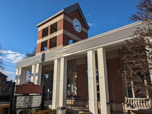 Main Street entrance with ADA compliant ramp.