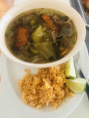 DELICIOSO CALDO DE RES CON ARROZ