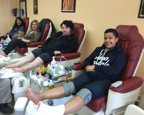 Happy family pedicures!