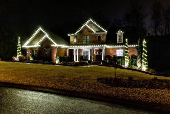 We Hang Christmas Lights! Contact us for Quote.  
https://paxtonholidaylighting.com/