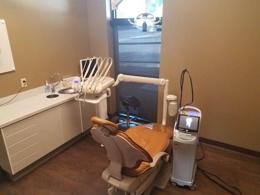 We use the latest in dental technology