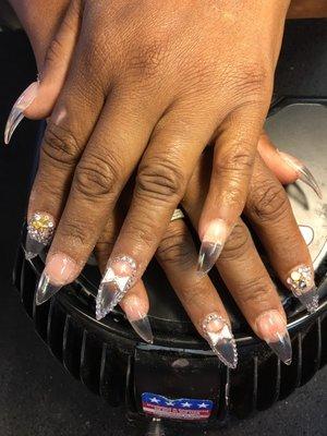 My customer like it  Clear nail with gel  2 finger diamond  2 finger 3D  Cat nails and long Only $70 for every thing