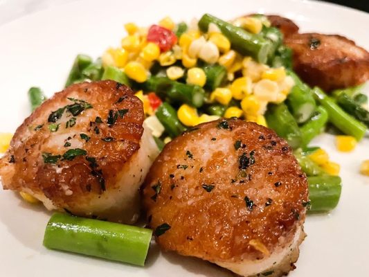 Pan Seared Scallops