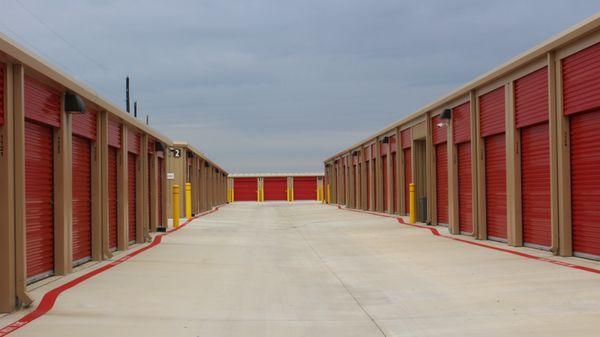 Drive Up & Outdoor Storage - Pflugerville, TX