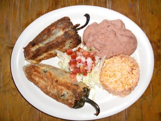 Latino Vs Restaurant: strange crispy breading. Blue