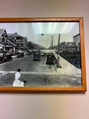 Old picture if corner of street where hotel now stands.