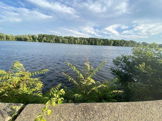 beautiful merrimack river