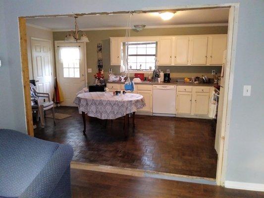 Wall removal to make an open plan kitchen into sitting room