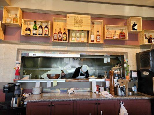 Chef Jason & team in kitchen