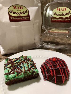 Mint brownie and raspberry madball