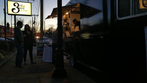 What a beautiful evening for some great food!