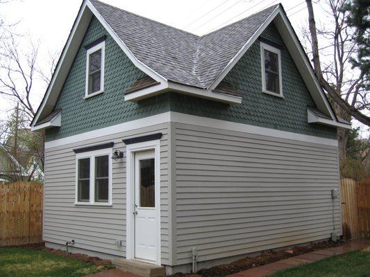 Boulder carriage house