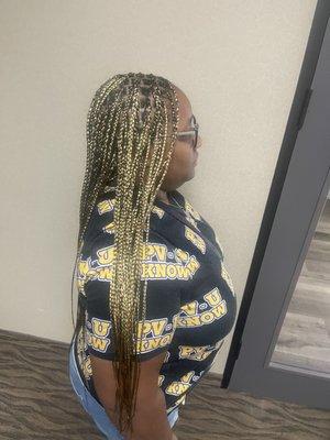 Knotless box braid $260. Hair is included