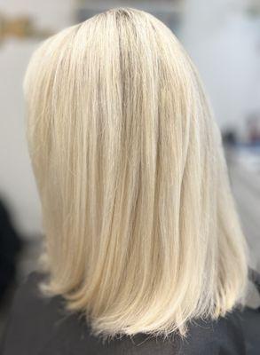 Brighter & brighter blonde using foils & balayage