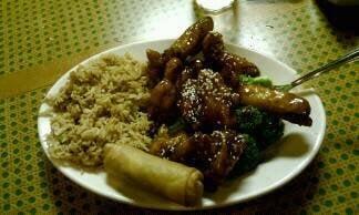 Sesame chicken with egg roll