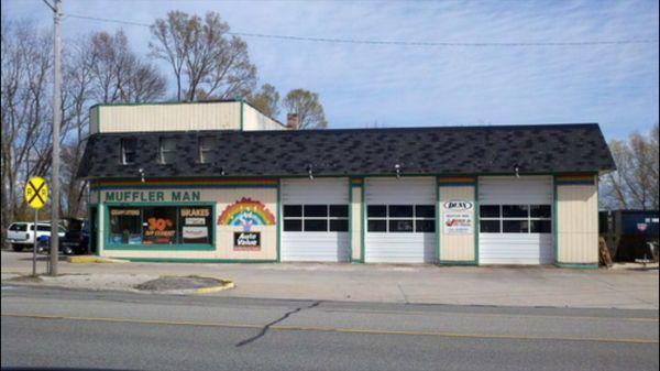 Muffler Man of Manistee