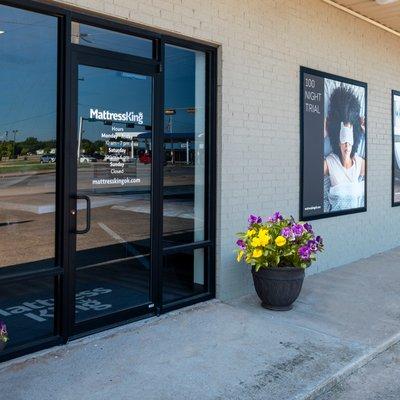 Mattress King Lawton South Storefront